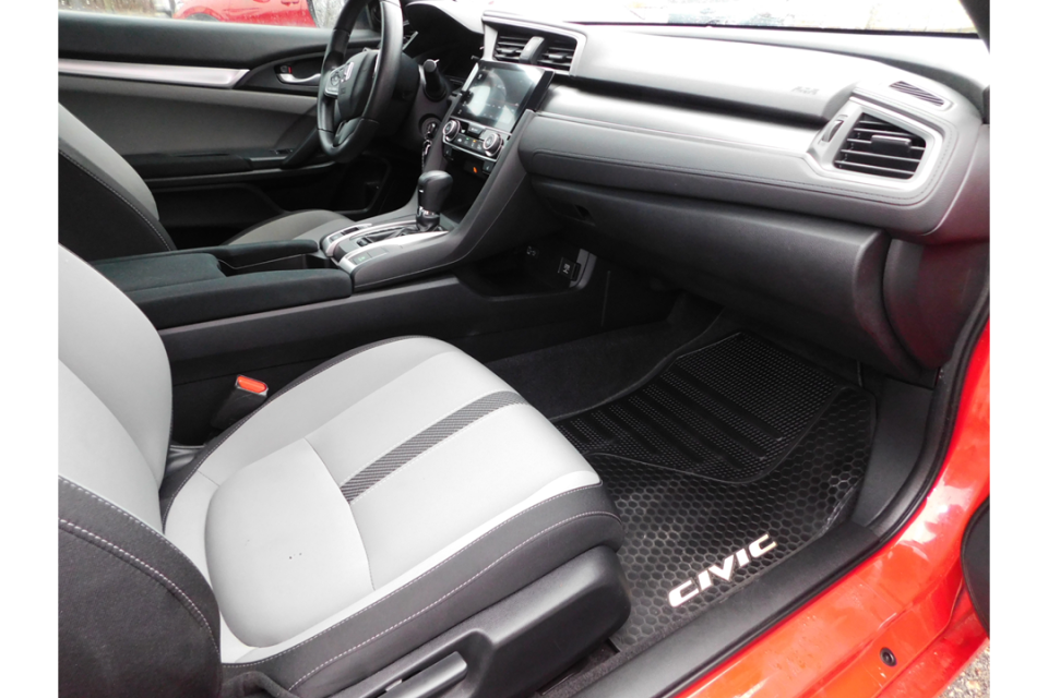 2017 Honda Civic - Image 8