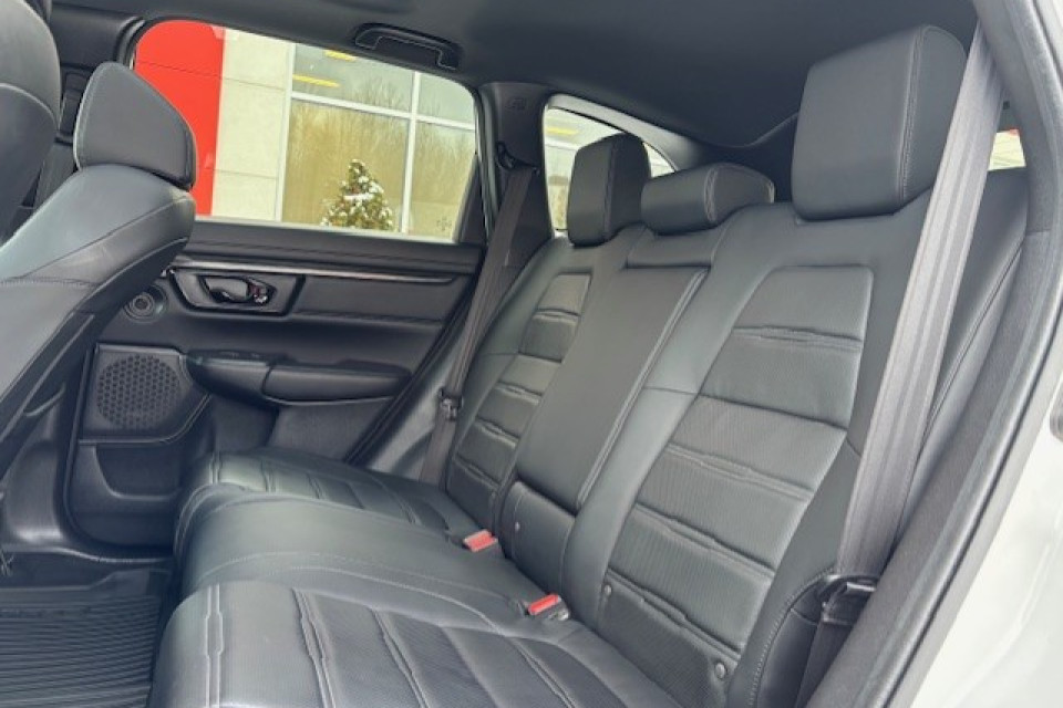 2020 Honda CR-V - Image 14