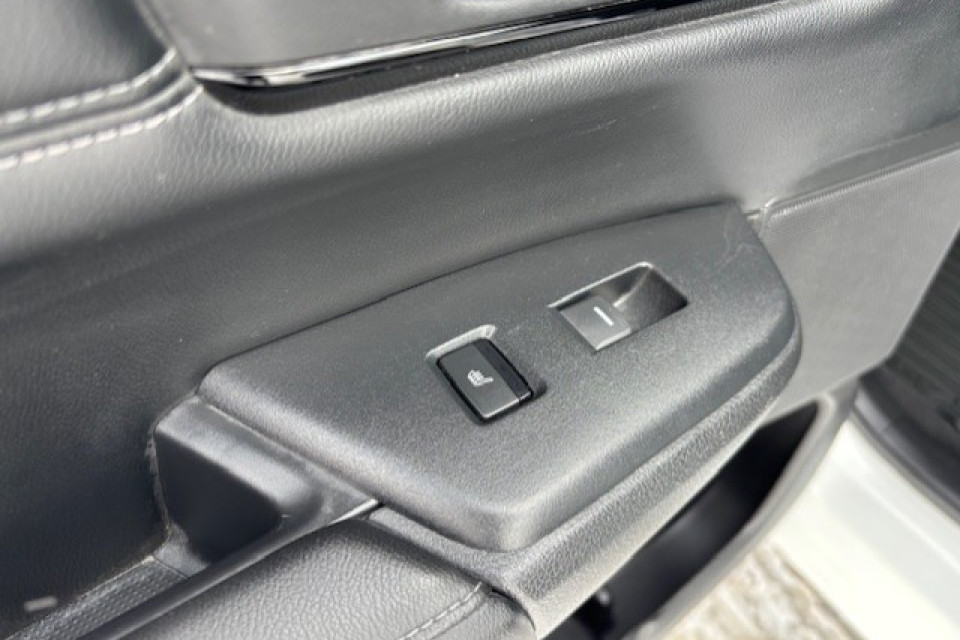 2020 Honda CR-V - Image 15