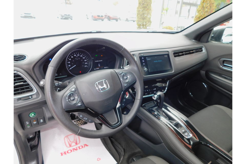 2020 Honda HR-V - Image 16