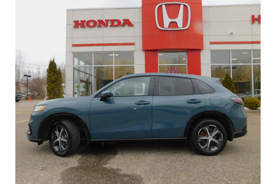 2023 Honda HR-V - Image 2