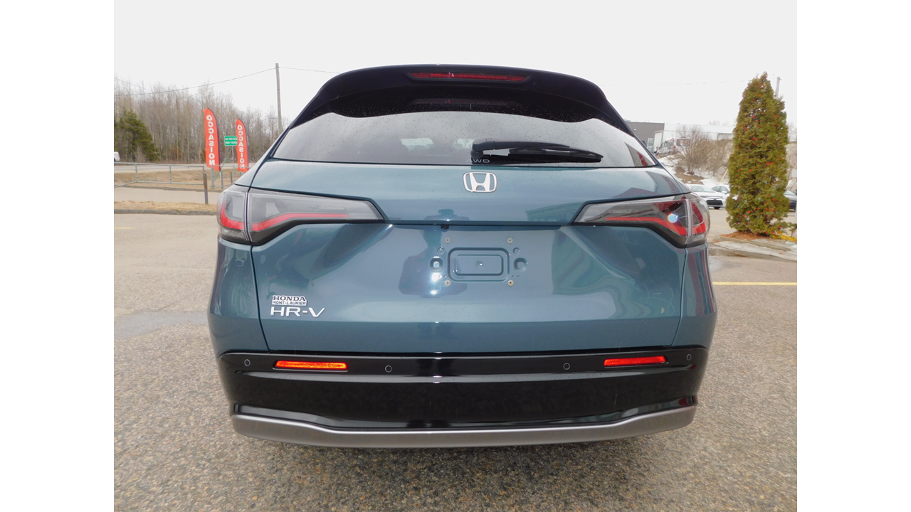 2023 Honda HR-V - Image 4