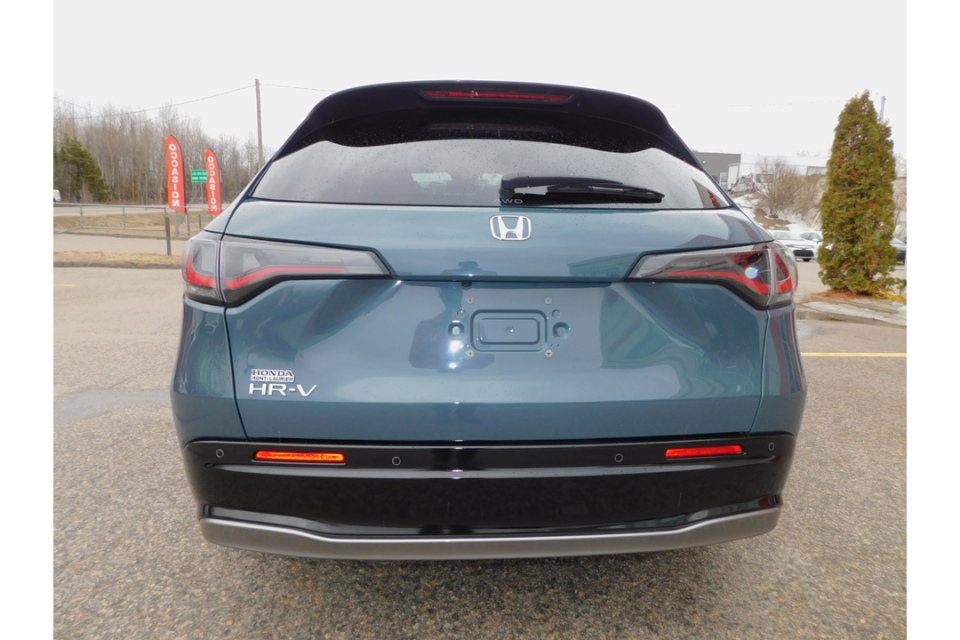 2023 Honda HR-V - Image 4