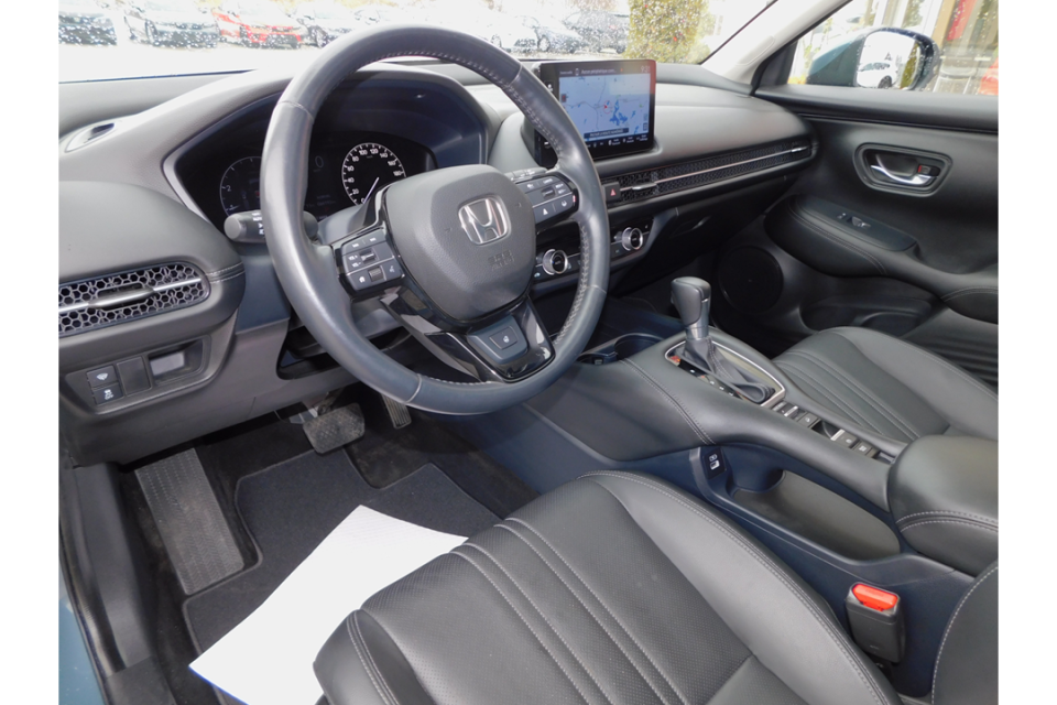 2023 Honda HR-V - Image 16