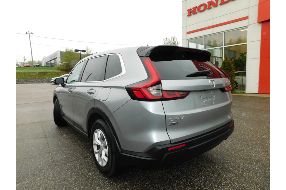 2024 Honda CR-V - Image 3