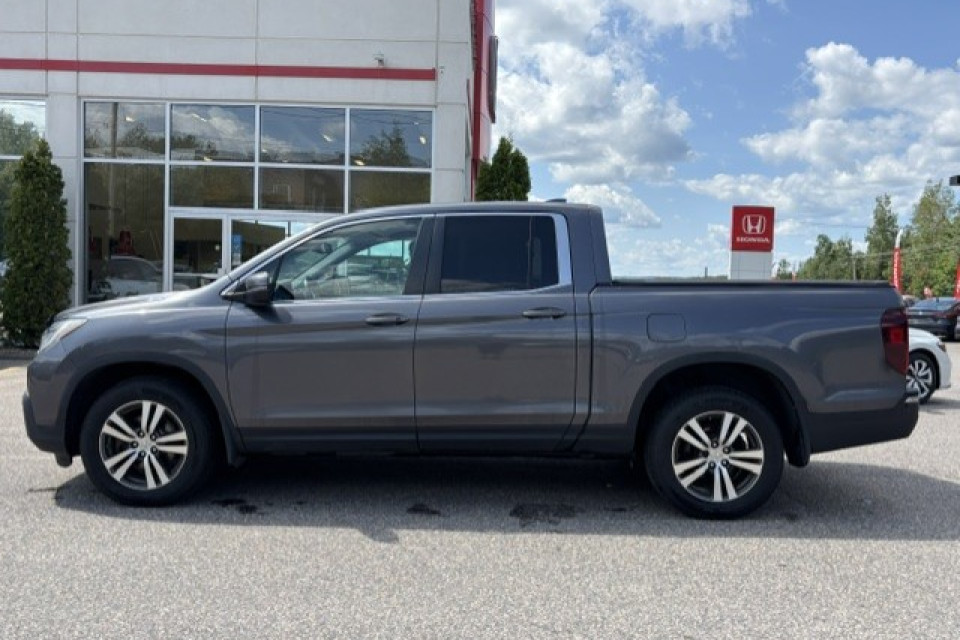 2019 Honda Ridgeline - Image 6