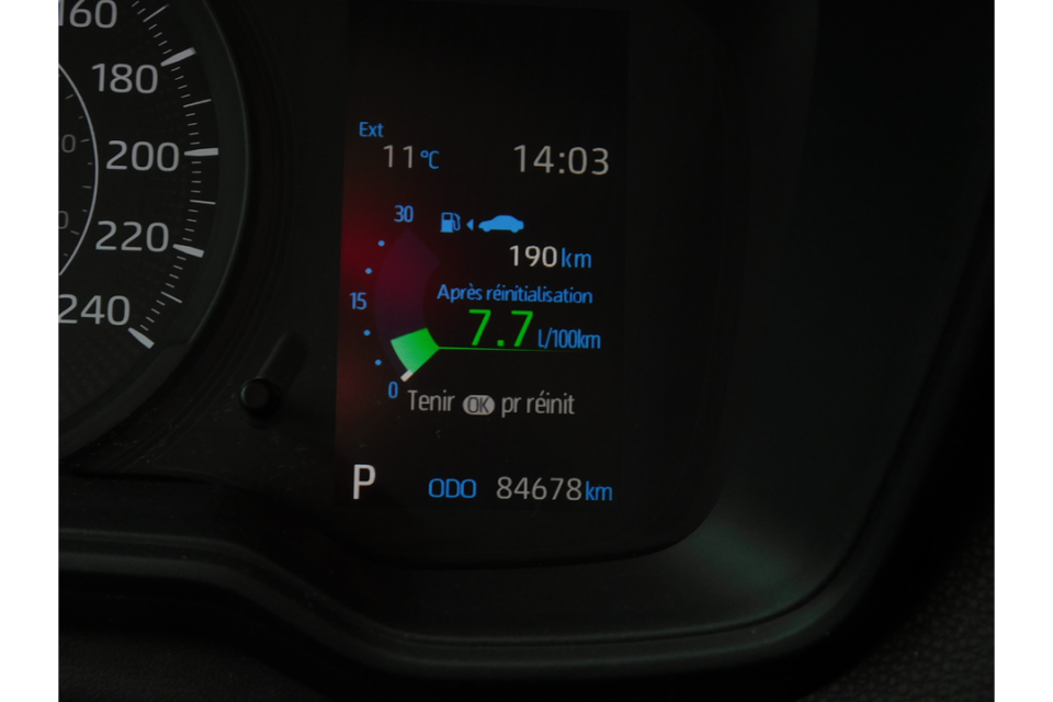2020 Toyota Corolla - Image 18