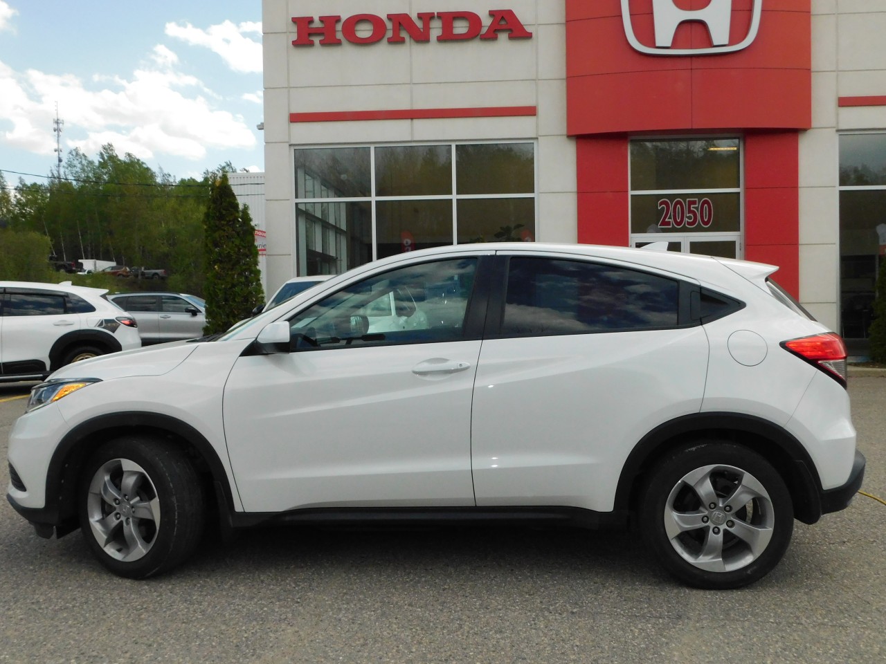 2022 Honda HR-V - Image 2