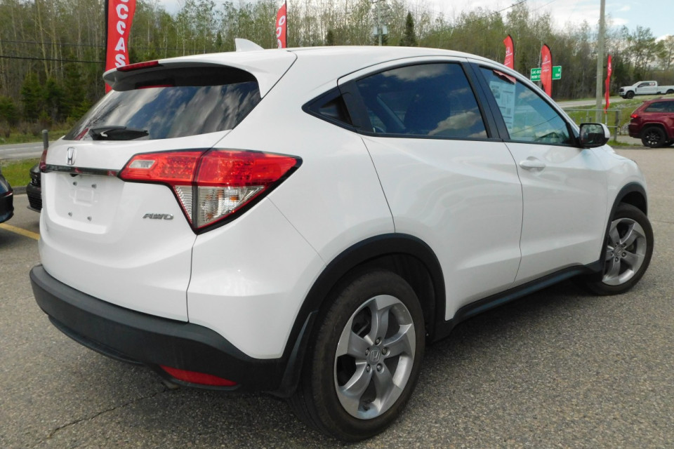2022 Honda HR-V - Image 5