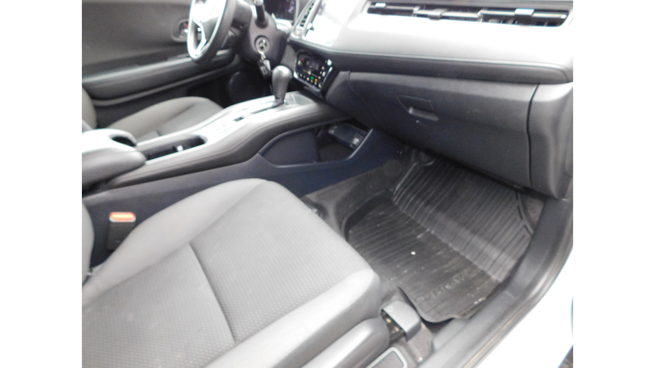 2022 Honda HR-V - Image 9