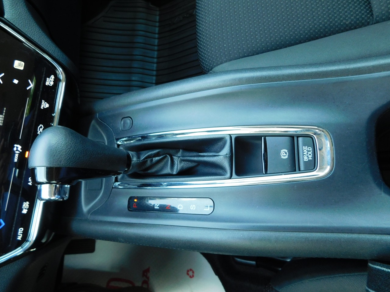 2021 Honda HR-V - Image 24